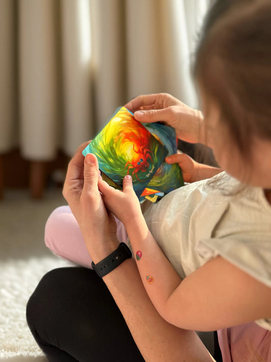 Kinderyogakarten im Karton – Tocki Yoga Abenteuer Kartenset mit bunter Verpackung für Kinder und Familien